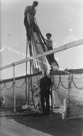 APPRENTICES ON THE DAVITS : BRAINE & MR NEWTON